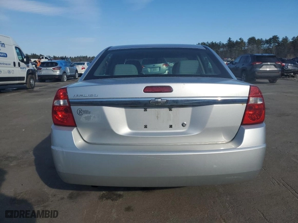 2005 Chevrolet Malibu with VIN 1G1ZS52F75F176993, listed as a Copart auction lot 48808445 with 121,469 mi miles and Clean Title. Bid and sale history available at carsss.com. Image 6.