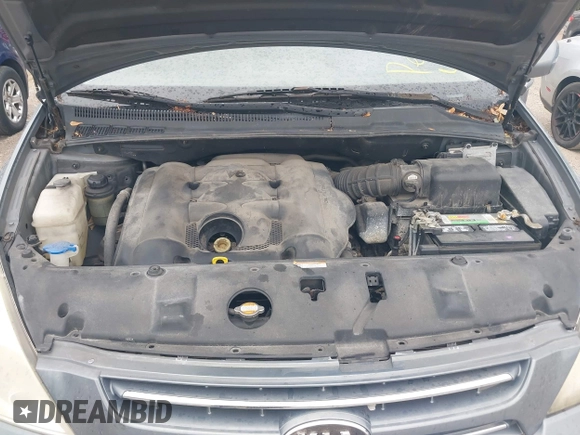 2008 Kia Sedona LX with VIN KNDMB233686212813, listed as a IAAI auction lot 42250476 with 198,111 mi miles and . Bid and sale history available at DreamBid. Image 10.
