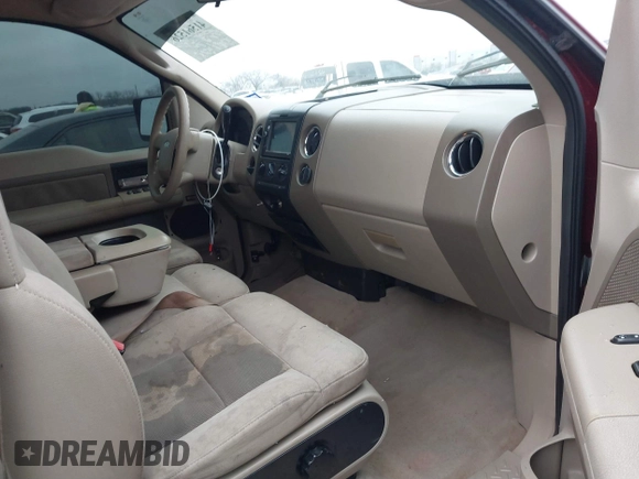 2004 Ford F-150 STX with VIN 1FTRX12WX4NC32379, listed as a IAAI auction lot 41561526 with 171,662 mi miles. Bid and sale history available at carsss.com. Image 5.