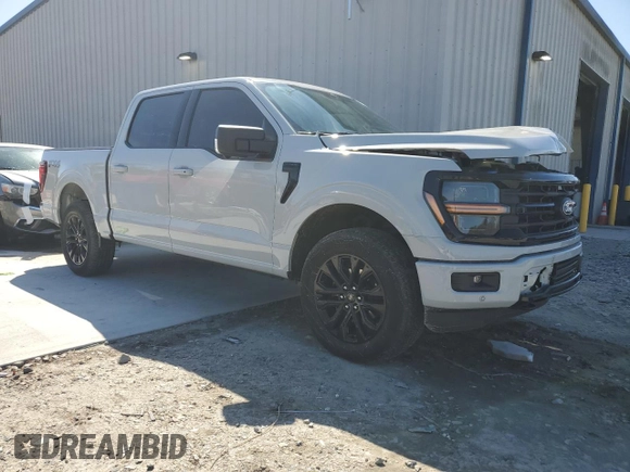 2024 Ford F-150 XLT with VIN 1FTFW3L55RFA53143, listed as a Copart auction lot 47960675 with 6,847 mi miles and Salvage Title. Bid and sale history available at carsss.com. Image 4.