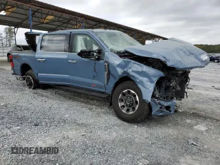 2023 Ford F-250 XL z VIN 1FT8W2BM9PED63309, wystawiony jako Copart lot #50708955 z przebiegiem Nie podano mil oraz Szkoda całkowita • Salvage title. Historia ofert i sprzedaży dostępna na DreamBid. Obrazek 4.