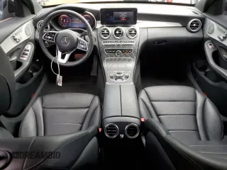 2021 Mercedes-Benz C 300 z VIN W1KWF8DB3MR652122, wystawiony jako Copart lot #58730185 z przebiegiem 56 599 mil mil oraz Szkoda całkowita • Salvage title. Historia ofert i sprzedaży dostępna na DreamBid. Obrazek 8.