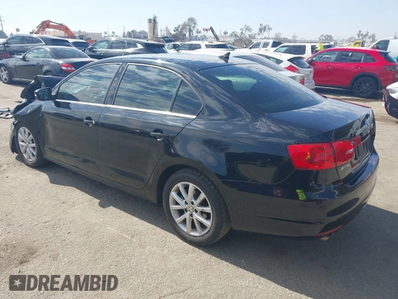 2013 Volkswagen Jetta SE with VIN 3VWDP7AJ5DM308715, listed as a IAAI auction lot 41666299 with 170,823 mi miles and . Bid and sale history available at DreamBid. Image 3.