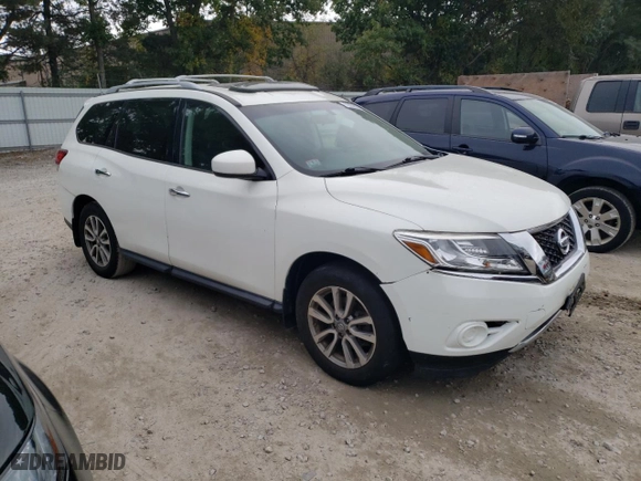 2014 Nissan Pathfinder S with VIN 5N1AR2MM4EC705596, listed as a Copart auction lot 72656534 with 57,357 mi miles and Clean Title. Bid and sale history available at carsss.com. Image 4.