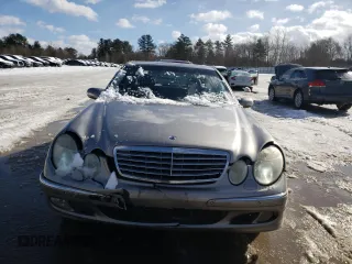 2004 Mercedes-Benz E-Class 5.0L with VIN WDBUF70JX4A398172, listed as a Copart auction lot 45269735 with 8,947 mi miles and Clean Title. Bid and sale history available at carsss.com. Image 5.