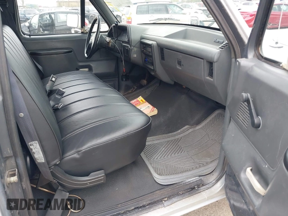 1991 Ford F-150 Special with VIN 2FTEF15Y7MCB07571, listed as a IAAI auction lot 42112922 with 75,013 mi miles. Bid and sale history available at carsss.com. Image 5.