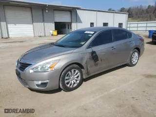 2014 Nissan Altima 2.5 S with VIN 1N4AL3AP3EN247750, listed as a Copart auction lot 49210975 with NaN miles and Salvage Title. Bid and sale history available at carsss.com. Image 1.