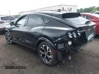 2021 Ford Mustang Mach-E Premium с VIN 3FMTK3SU7MMA58565, выставлен на аукционе IAAI как лот 42236883 с пробегом 81 463 миль миль и . История ставок и продаж доступна на DreamBid. Изображение 3.