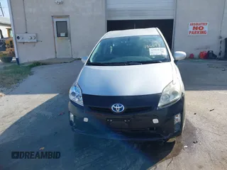 2010 Toyota Prius II with VIN JTDKN3DU9A0106697, listed as a IAAI auction lot 37938406 with 245,315 mi miles. Bid and sale history available at carsss.com. Image 12.