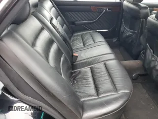 1990 Mercedes-Benz 560 with VIN WDBCA39E7LA509137, listed as a Copart auction lot 70086544 with 167,102 mi miles and Clean Title. Bid and sale history available at DreamBid. Image 10.