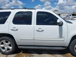 2010 Chevrolet Tahoe LT with VIN 1GNMCBE30AR196579, listed as a IAAI auction lot 42587023 with 226,517 mi miles and . Bid and sale history available at DreamBid. Image 13.