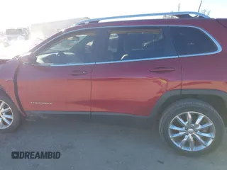 2017 Jeep Cherokee Limited with VIN 1C4PJLDBXHW661794, listed as a IAAI auction lot 40909038 with 109,609 mi miles. Bid and sale history available at carsss.com. Image 15.