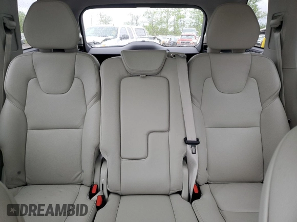 2019 Volvo XC90 Momentum z VIN YV4A22PK6K1509330, wystawiony jako Copart lot #58134415 z przebiegiem 53 330 mil mil oraz Szkoda całkowita • Salvage title. Historia ofert i sprzedaży dostępna na DreamBid. Obrazek 10.