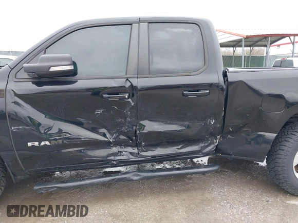 2021 Ram 1500 Big Horn с VIN 1C6SRFBT5MN720595, выставлен на аукционе IAAI как лот 41893137 с пробегом 36 920 миль миль и . История ставок и продаж доступна на DreamBid. Изображение 6.
