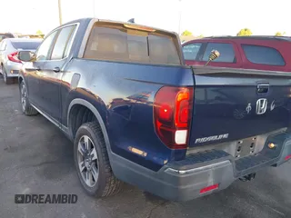2019 Honda Ridgeline RTL-T z VIN 5FPYK2F66KB007213, wystawiony jako IAAI lot #41841897 z przebiegiem 49 405 mil mil oraz . Historia ofert i sprzedaży dostępna na DreamBid. Obrazek 3.
