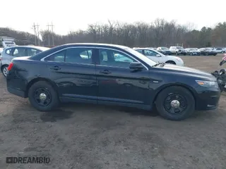 2018 Ford Police Interceptor Sedan with VIN 1FAHP2MK2JG131340, listed as a IAAI auction lot 41511792 with 90,534 mi miles. Bid and sale history available at carsss.com. Image 13.