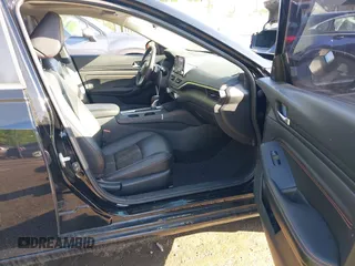 2019 Nissan Altima SR z VIN 1N4BL4CW1KN311083, wystawiony jako IAAI lot #42155520 z przebiegiem 92 545 mil mil oraz . Historia ofert i sprzedaży dostępna na DreamBid. Obrazek 5.