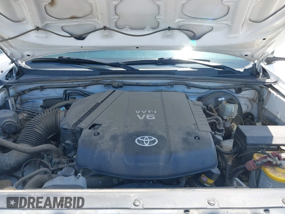 2014 Toyota Tacoma PreRunner z VIN 3TMJU4GN1EM159700, wystawiony jako IAAI lot #42460264 z przebiegiem 93 891 mil mil oraz . Historia ofert i sprzedaży dostępna na DreamBid. Obrazek 10.