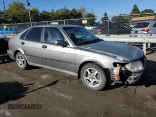 2001 Saab 9-3 z VIN YS3DD55H812020786, wystawiony jako Copart lot #72078254 z przebiegiem 222 481 mil mil oraz Szkoda całkowita • Salvage title. Historia ofert i sprzedaży dostępna na DreamBid. Obrazek 4.