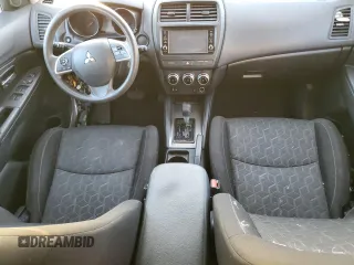 2021 Mitsubishi Outlander ES z VIN JA4APUAU8MU035256, wystawiony jako Copart lot #78370014 z przebiegiem Nie podano mil oraz Szkoda całkowita • Salvage title. Historia ofert i sprzedaży dostępna na DreamBid. Obrazek 8.
