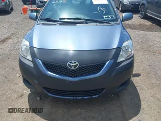 2012 Toyota Yaris z VIN JTDBT4K36CL035904, wystawiony jako IAAI lot #42286898 z przebiegiem 192 873 mil mil oraz . Historia ofert i sprzedaży dostępna na DreamBid. Obrazek 6.