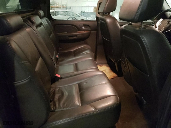 2009 Chevrolet Avalanche LT w/2LT with VIN 3GNFK22009G227668, listed as a Copart auction lot 79301224 with 151,849 mi miles and Salvage Title. Bid and sale history available at carsss.com. Image 10.