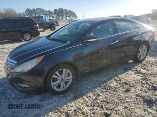 2011 Hyundai Sonata SE with VIN 5NPEC4AC8BH132474, listed as a Copart auction lot 86053264 with 136,310 mi miles and Clean Title. Bid and sale history available at carsss.com. Image 1.