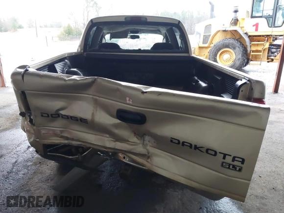 2003 Dodge Dakota SLT with VIN 1D7HL48N93S303911, listed as a IAAI auction lot 41536555 with 383,306 mi miles. Bid and sale history available at carsss.com. Image 6.