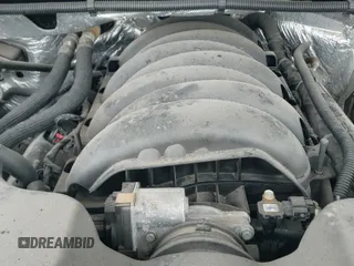 2014 GMC Sierra 1500 Denali z VIN 3GTU2WEC9EG310426, wystawiony jako IAAI lot #41616941 z przebiegiem 115 808 mil mil oraz . Historia ofert i sprzedaży dostępna na DreamBid. Obrazek 19.