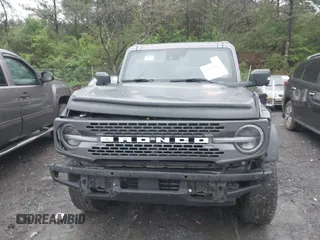 2022 Ford Bronco with VIN 1FMEE5DP4NLB57124, listed as a IAAI auction lot 41899278 with 75,147 mi miles. Bid and sale history available at carsss.com. Image 6.