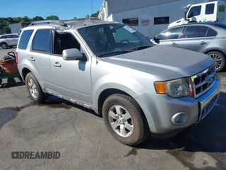 2009 Ford Escape Limited с VIN 1FMCU04G29KA63848, выставлен на аукционе IAAI как лот 42345357 с пробегом 139 583 миль миль и . История ставок и продаж доступна на DreamBid. Изображение 1.