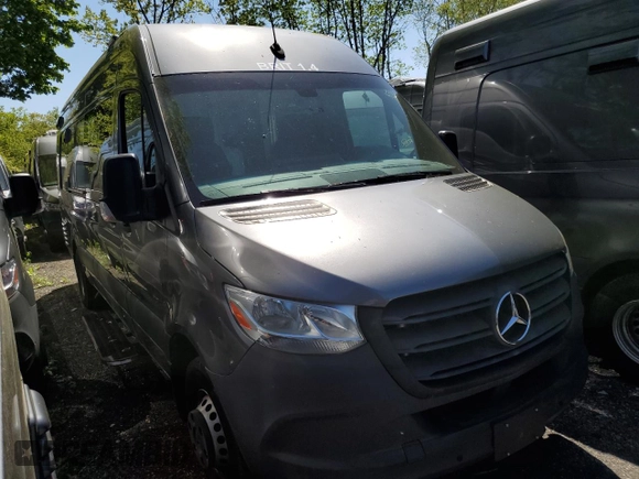 2021 Mercedes-Benz Sprinter with VIN W1W9ED3YXMT069207, listed as a Copart auction lot 53903884 with 17,612 mi miles and Clean Title. Bid and sale history available at DreamBid. Image 1.