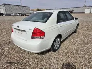 2009 Kia Spectra EX with VIN KNAFE221395611215, listed as a Copart auction lot 80164254 with 135,783 mi miles and Clean Title. Bid and sale history available at carsss.com. Image 4.
