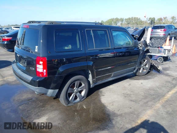 2017 Jeep Patriot Sport with VIN 1C4NJPBA6HD185760, listed as a IAAI auction lot 40723625 with 118,850 mi miles. Bid and sale history available at carsss.com. Image 4.