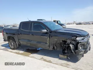 2024 Chevrolet Colorado 4WD LT z VIN 1GCGTCEC7R1132075, wystawiony jako Copart lot #49458765 z przebiegiem 44 112 mil mil oraz Szkoda całkowita • Salvage title. Historia ofert i sprzedaży dostępna na DreamBid. Obrazek 4.