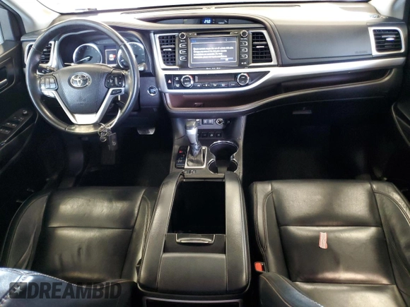 2017 Toyota Highlander XLE with VIN 5TDJZRFH0HS455595, listed as a Copart auction lot 61916645 with 196,009 mi miles and Non repairable. Bid and sale history available at DreamBid. Image 8.