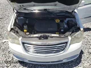 2014 Chrysler Town & Country Touring with VIN 2C4RC1BG7ER348325, listed as a Copart auction lot 53661405 with 111,056 mi miles and Clean Title. Bid and sale history available at DreamBid. Image 12.
