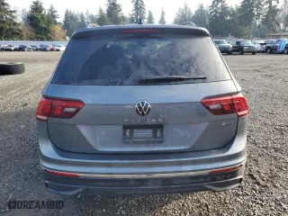 2024 Volkswagen Tiguan S with VIN 3VVFB7AXXRM011592, listed as a Copart auction lot 83038484 with 15,148 mi miles and Salvage Title. Bid and sale history available at carsss.com. Image 6.