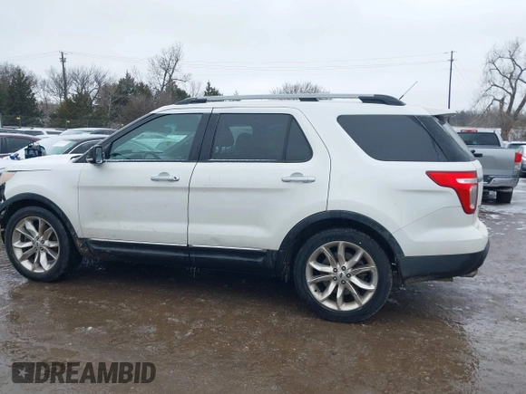 2013 Ford Explorer XLT with VIN 1FM5K7D86DGB38711, listed as a IAAI auction lot 41557401 with 142,162 mi miles and . Bid and sale history available at DreamBid. Image 14.
