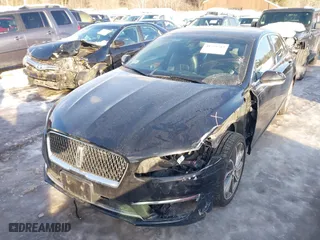 2019 Lincoln MKZ Reserve I with VIN 3LN6L5D96KR627789, listed as a IAAI auction lot 41559713 with NaN miles. Bid and sale history available at carsss.com. Image 17.