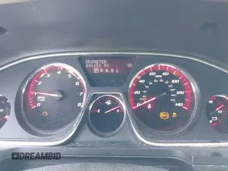 2016 GMC Acadia SLT z VIN 1GKKVSKD1GJ239068, wystawiony jako IAAI lot #42501235 z przebiegiem 141 151 mil mil oraz . Historia ofert i sprzedaży dostępna na DreamBid. Obrazek 7.