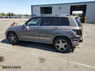 2014 Mercedes-Benz GLK-Class GLK 250 BlueTEC with VIN WDCGG0EB1EG256354, listed as a Copart auction lot 52910805 with 135,038 mi miles and Salvage Title. Bid and sale history available at carsss.com. Image 2.