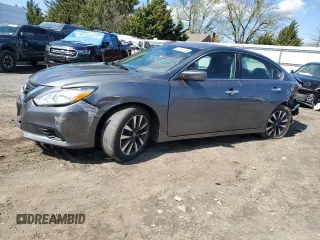 2017 Nissan Altima SV with VIN 1N4AL3AP0HC181738, listed as a Copart auction lot 52395175 with 219,716 mi miles and Salvage title. Bid and sale history available at DreamBid. Image 1.