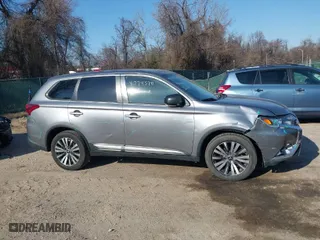 2019 Mitsubishi Outlander ES with VIN JA4AD2A35KZ050639, listed as a IAAI auction lot 41774570 with 69,545 mi miles. Bid and sale history available at carsss.com. Image 13.