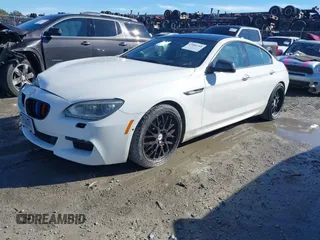 2013 BMW 6 Series 650i xDrive with VIN WBA6B4C59DD098329, listed as a IAAI auction lot 41404788 with 139,677 mi miles. Bid and sale history available at carsss.com. Image 17.