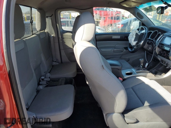 2014 Toyota Tacoma z VIN 5TFUU4EN9EX099806, wystawiony jako Copart lot #46399995 z przebiegiem 155 681 mil mil oraz Szkoda całkowita • Salvage title. Historia ofert i sprzedaży dostępna na DreamBid. Obrazek 10.