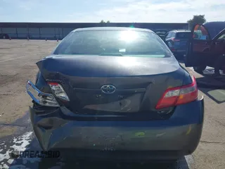 2008 Toyota Camry LE z VIN 4T4BE46K78R040785, wystawiony jako IAAI lot #42338481 z przebiegiem 90 926 mil mil oraz . Historia ofert i sprzedaży dostępna na DreamBid. Obrazek 16.