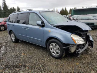 2009 Kia Sedona LX with VIN KNDMB233896312655, listed as a Copart auction lot 77863774 with 213,300 mi miles and Salvage Title. Bid and sale history available at carsss.com. Image 4.