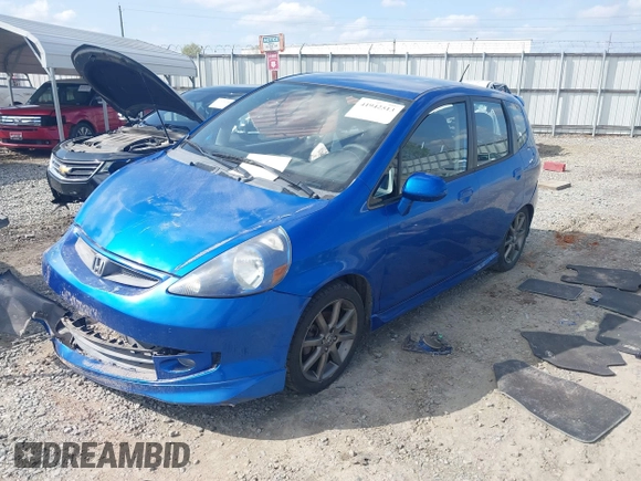 2007 Honda Fit Sport with VIN JHMGD386X7S029838, listed as a IAAI auction lot 41942513 with 141,612 mi miles. Bid and sale history available at carsss.com. Image 17.