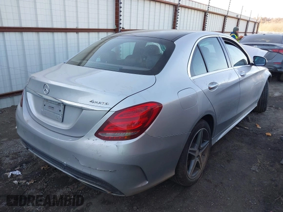 2015 Mercedes-Benz C-Class C 300 Luxury with VIN 55SWF4KB6FU005257, listed as a IAAI auction lot 41675298 with 126,263 mi miles. Bid and sale history available at carsss.com. Image 4.